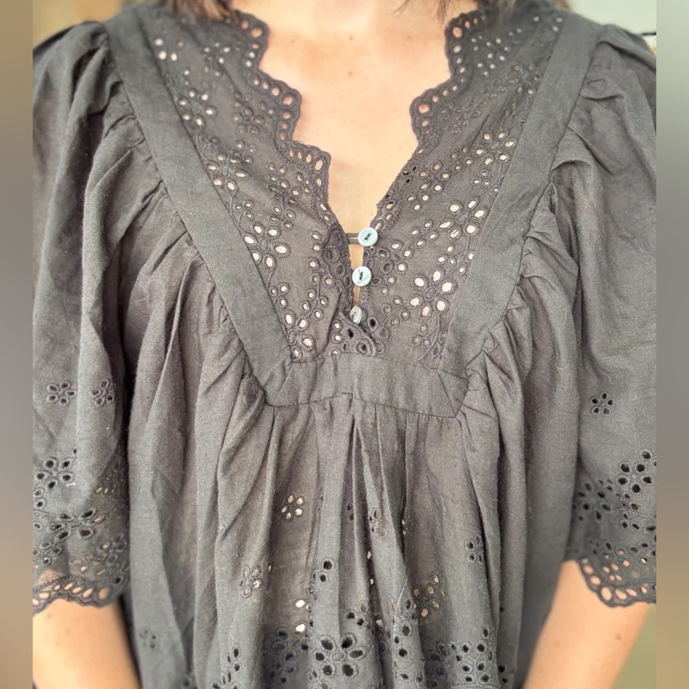 Free People :: Costa Eyelet Top black sz XL - Picture 9 of 16